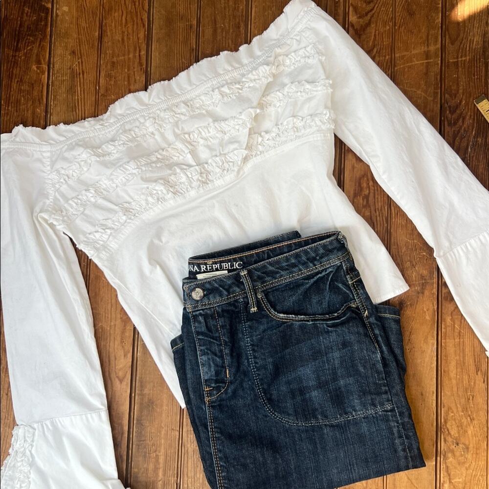 Ruffled Off-Shoulder Top sexy romantic white cotton long sleeve fitted